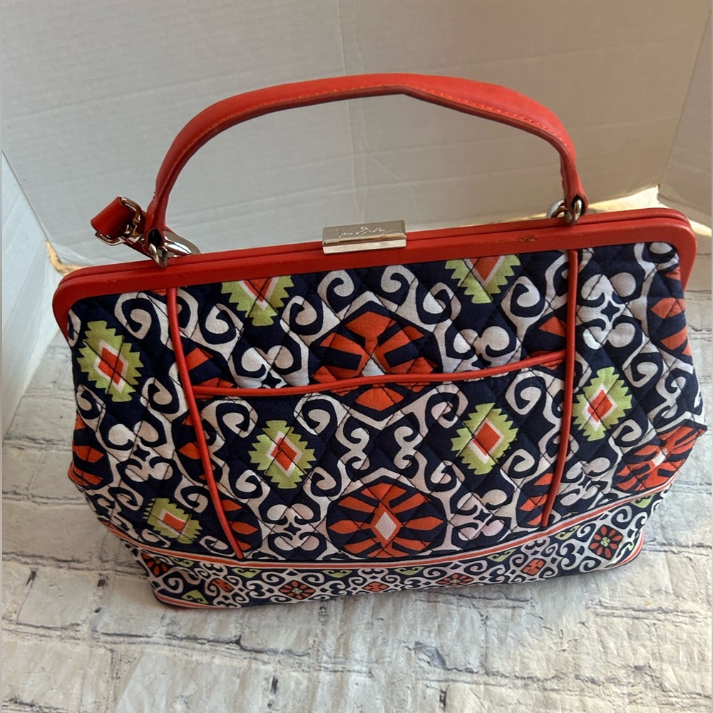 VERA BRADLEY IN SUN VALLEY PATTERN QUILTED RETIRED FRAME SATCHEL HANDBAG
